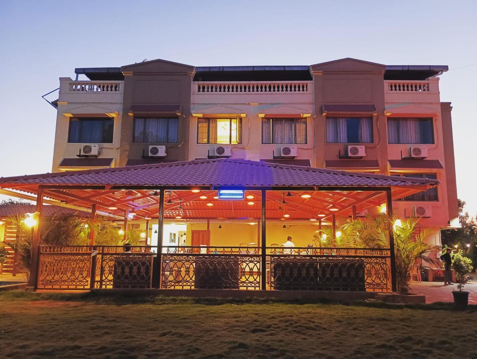 Mountview Resort Lonavala Exterior photo